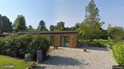 Lejligheder til salg i Vejby - Foto fra Google Street View Lejligheder til salg i Vejby - Foto fra Google Street View