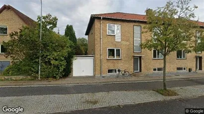 Lejligheder til salg i Søborg - Foto fra Google Street View