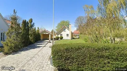 Lejligheder til salg i Karlslunde - Foto fra Google Street View