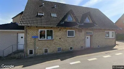 Lejligheder til salg i Hadsund - Foto fra Google Street View Lejligheder til salg i Hadsund - Foto fra Google Street View