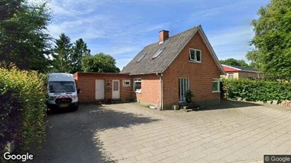 Lejligheder til salg i Them - Foto fra Google Street View