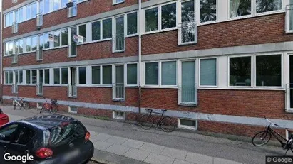 Lejligheder til salg i Valby - Foto fra Google Street View Lejligheder til salg i Valby - Foto fra Google Street View