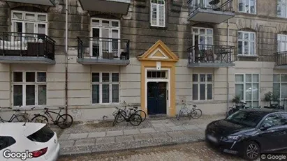 Lejligheder til salg i København K - Foto fra Google Street View Lejligheder til salg i København K - Foto fra Google Street View
