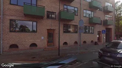 Lejligheder til salg i Charlottenlund - Foto fra Google Street View Lejligheder til salg i Charlottenlund - Foto fra Google Street View