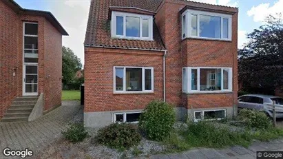 Lejligheder til salg i Frederikshavn - Foto fra Google Street View Lejligheder til salg i Frederikshavn - Foto fra Google Street View