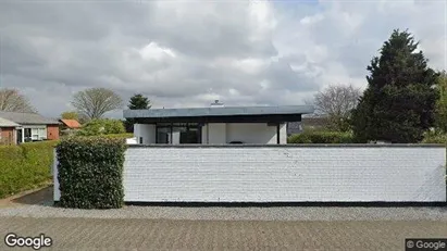 Lejligheder til salg i Esbjerg N - Foto fra Google Street View