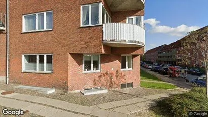 Lejligheder til salg i Holte - Foto fra Google Street View