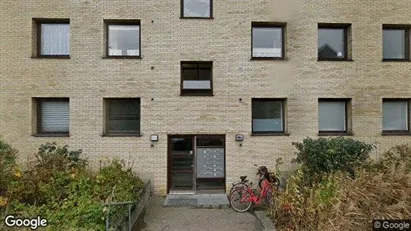 Lejligheder til salg i Brøndby - Foto fra Google Street View