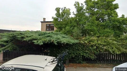 Lejligheder til salg i Charlottenlund - Foto fra Google Street View