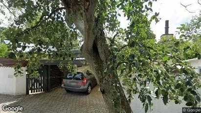 Lejligheder til salg i Rungsted Kyst - Foto fra Google Street View