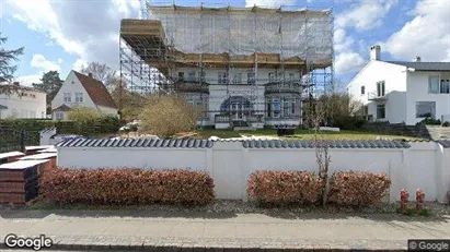 Lejligheder til salg i Skodsborg - Foto fra Google Street View
