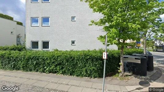 Lejligheder til salg i Charlottenlund - Foto fra Google Street View