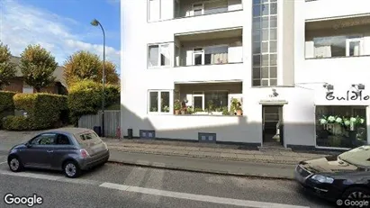 Lejligheder til salg i Charlottenlund - Foto fra Google Street View