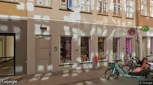 Lejligheder til salg i København K - Foto fra Google Street View