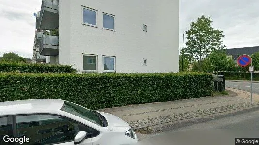 Lejligheder til salg i Charlottenlund - Foto fra Google Street View