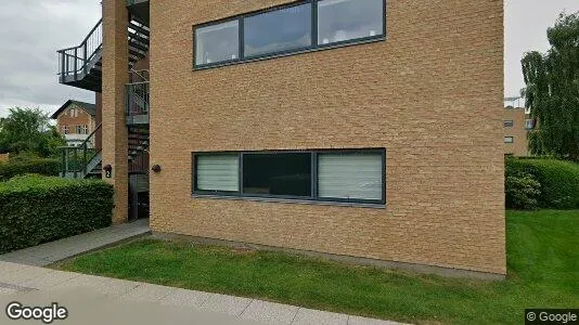 Lejligheder til salg i Charlottenlund - Foto fra Google Street View